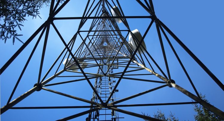 Blackstone-Backed Phoenix Snaps Up 650 Wireless Towers, Analyst Upgrades BX To Buy