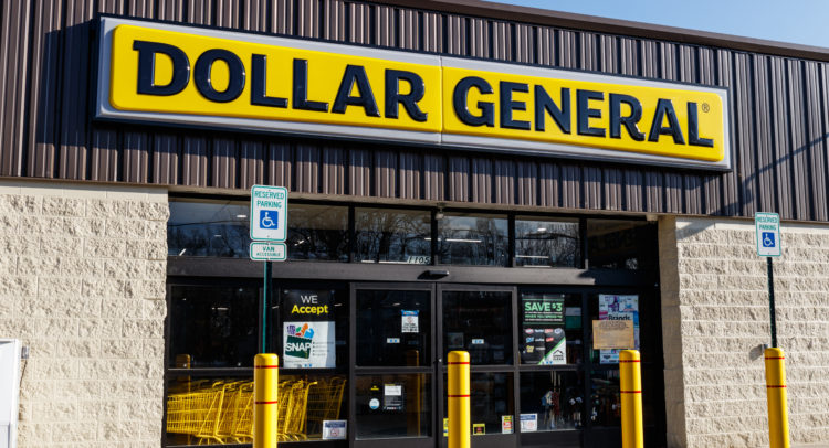 Dollar General Exceeds Estimates On Solid Same-Store Sales