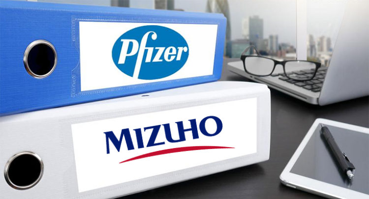 Is Pfizer Stock a Buy Right Now? This Is What You Need to Know