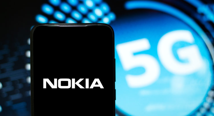 Nokia Scores BT Contract For 5G Radio Network In UK; Analyst Sees 67% Upside