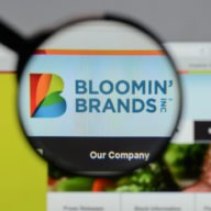 Bloomin Brands Tops 3q Results As Restaurant Sales Improve Mimic News