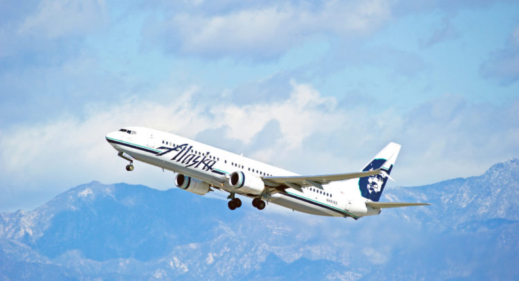 Alaska Air Orders 23 New Boeing 737 MAX Jets; Street Sees 9% Upside