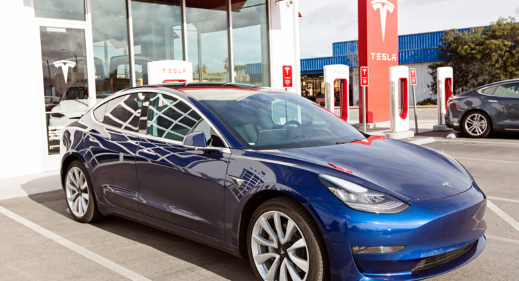 Tesla 3Q California Car Registrations Slip 13% – Report