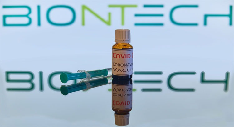 BioNTech’s COVID-19 Vaccine May Face Stiff Competition, Says 5-Star Analyst