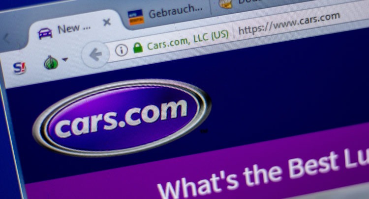 Cars.com Surpasses 3Q Estimates On Improved Online Traffic