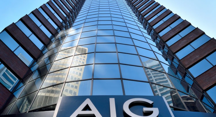 AIG Mulls IPO Or 19.9% Stake Sale Of Life, Retirement Unit; Wells Fargo Raises PT