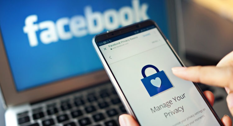 Facebook’s WhatsApp Delays Privacy Update