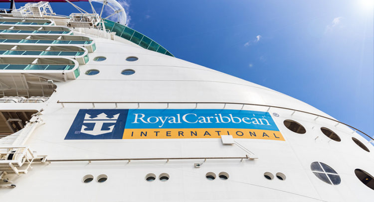 Переход Royal Caribbean к прибыльности отложен. Акции упали на 4,8%