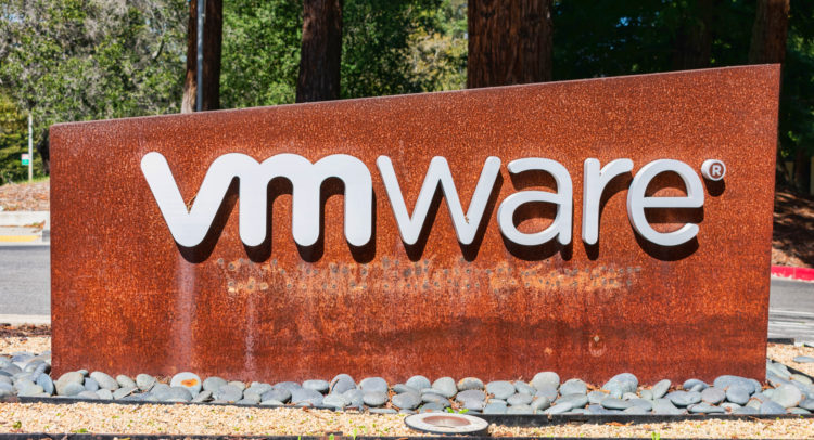 VMware Could Still Break Out Despite Cloud Sector Sell-Off