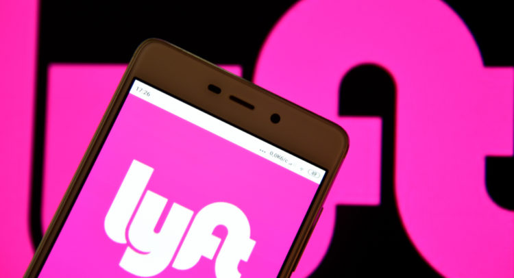 Акции Lyft упали более чем на 5%, несмотря на лучшие, чем ожидалось, результаты за четвертый квартал