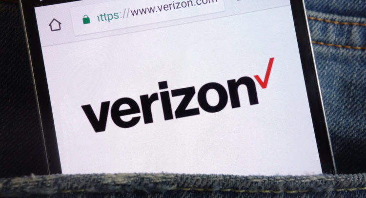 Media Divestiture Won’t Change the Call on Verizon Stock