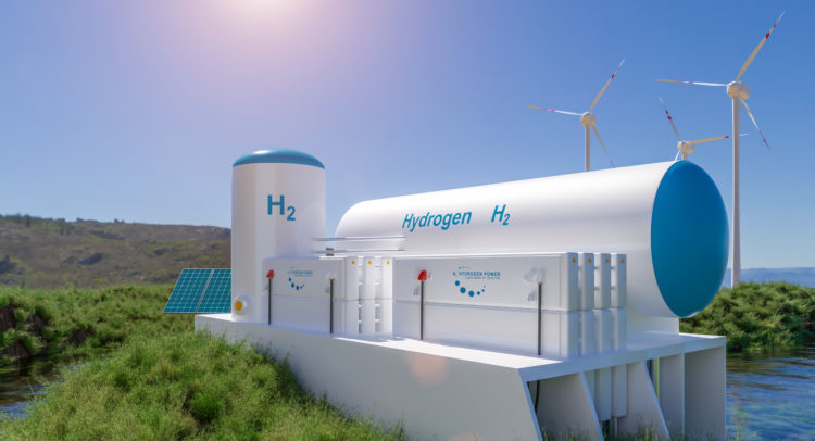 Plug Power vs. Ballard Power Systems: Which Hydrogen Fuel Cell Stock Could Fetch Higher Returns?