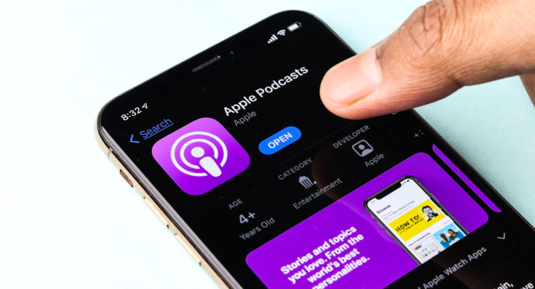 Apple Rolls Out Podcast Subscription Service Worldwide