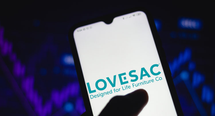 Lovesac Delivers Blowout Q1 Earnings; Shares Rise