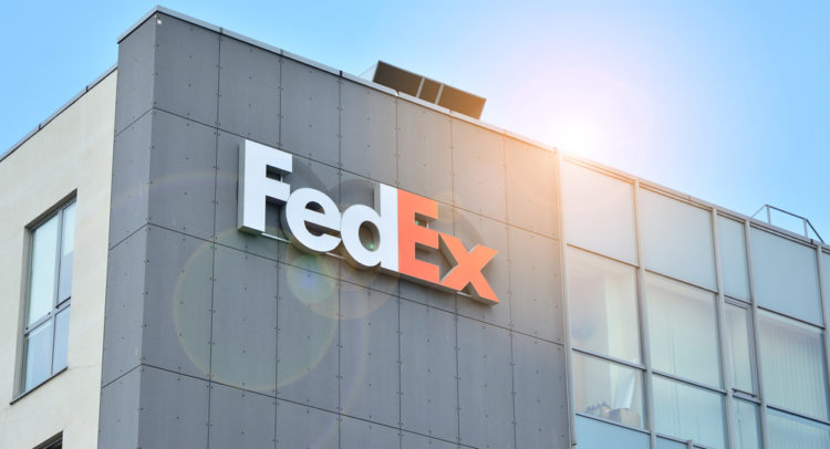 FedEx to Increase Shipping Charges in 2022