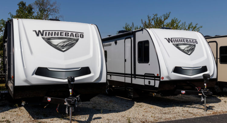 Winnebago Industries Reports Record Q1 Results; Shares Rise