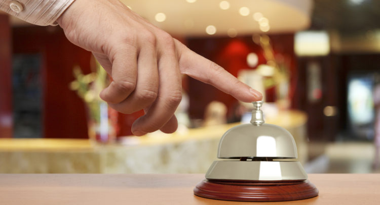 What does Website Traffic Reveal about a Hotel Industry Recovery?