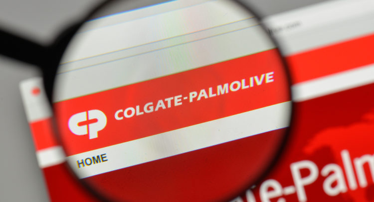 Colgate показывает хорошие результаты за четвертый квартал. Стоит ли покупать акции?