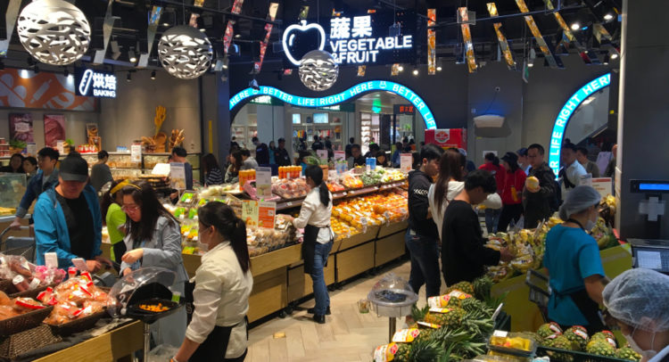 Report: Alibaba to Expand Grocery Retail Business