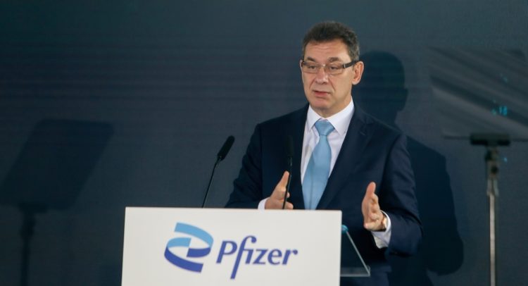 Pfizer CEO Sees Annual COVID-19 Vaccine Preferable to Booster Shots