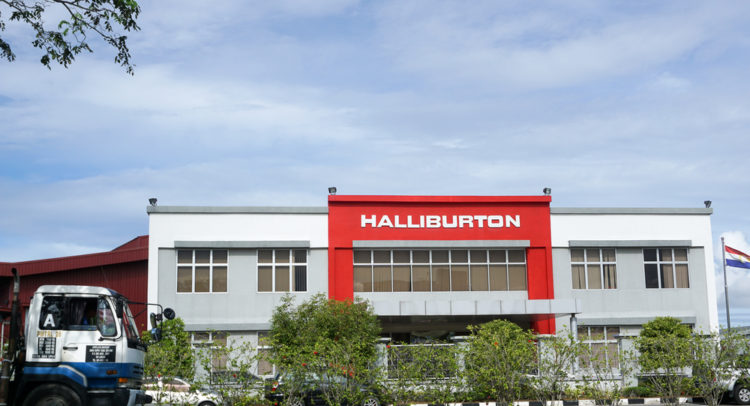 Halliburton приостанавливает деятельность в России. Акции выросли на 4%