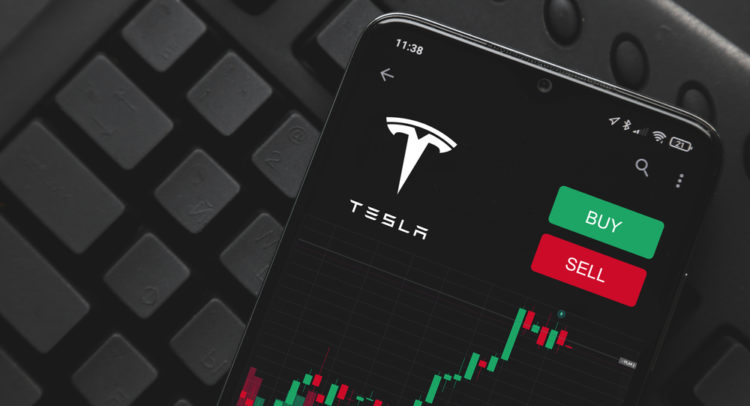 Кэти Вуд продает часть акций Tesla и покупает другие акции