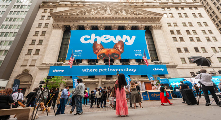 Strong Earnings Confirm the Bull Thesis on Chewy Stock; Analyst Says ‘Buy’