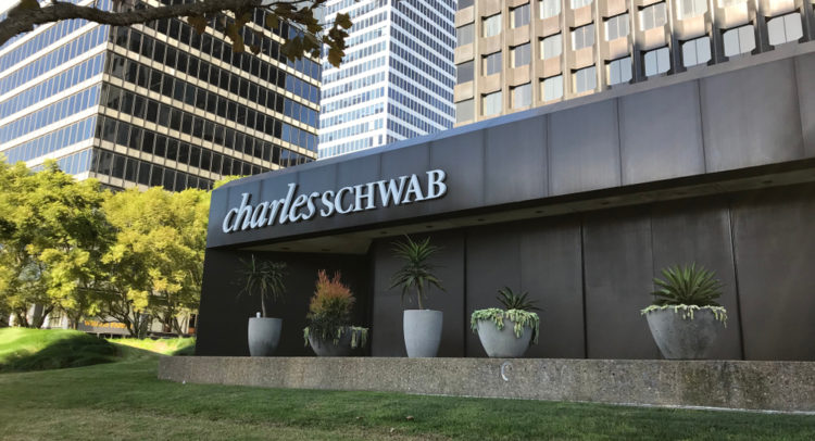 Here’s How Schwab Resolves the SEC’s Probe