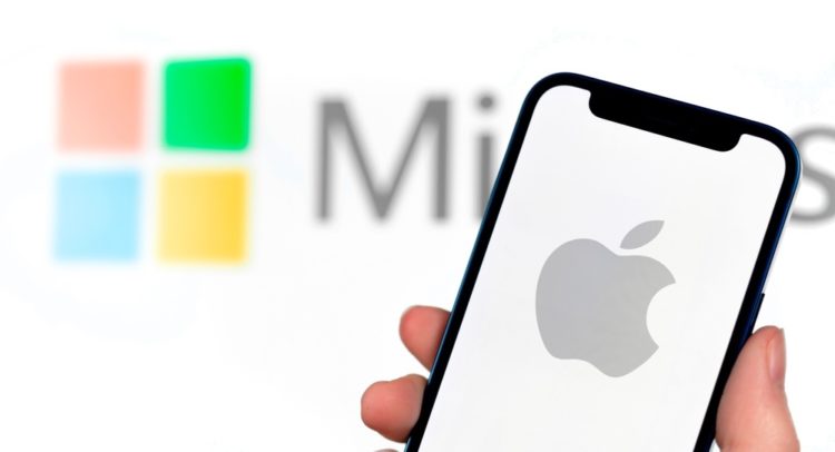 Apple vs. Microsoft: Which Stock Is a Better Buy?