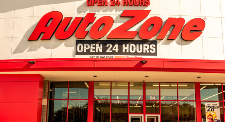 AutoZone (NYSE:AZO) Drives In Q4 Beat