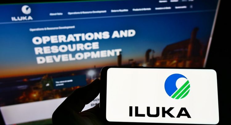 Iluka Resources (ASX:ILU) shares sink amid darkening economic outlook