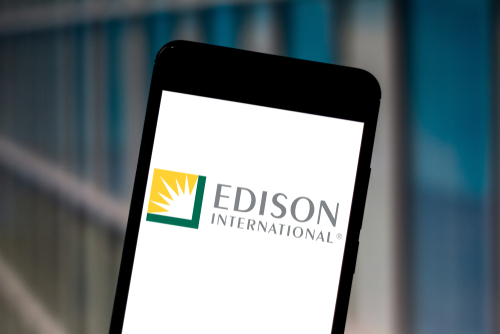 Edison International price target raised to $77 from $73 at Wells Fargo