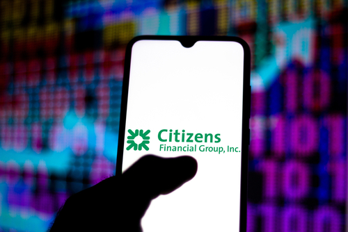 Citizens Financial price target raised to $43 from $39 at Citi