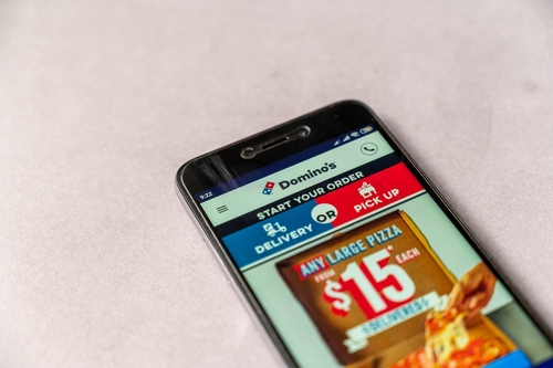 Domino’s Pizza price target raised to $580 from $555 at Deutsche Bank