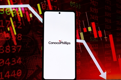 Conocophillips (COP) Gets a Buy from Barclays