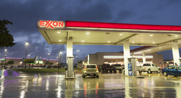 ExxonMobil (NYSE:XOM) to Reward U.S. Employees Handsomely