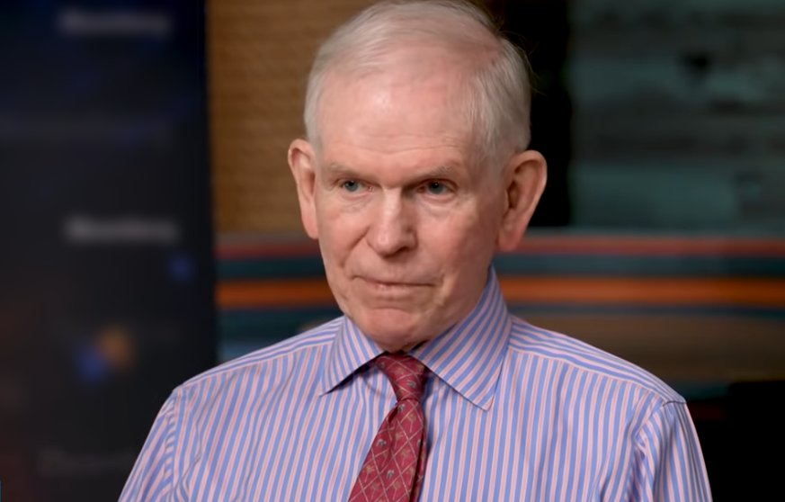 Jeremy Grantham Predicts More Doom and Gloom Ahead; Here Are 2 ‘Strong