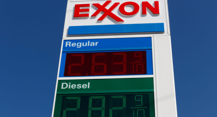 ExxonMobil показывает лучшие, чем ожидалось, результаты за четвертый квартал