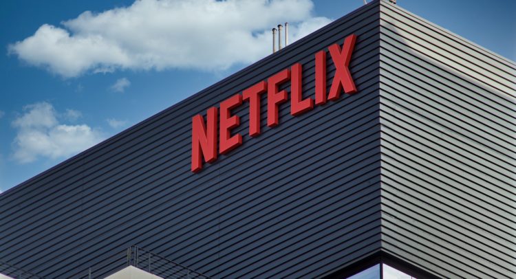Netflix лидирует в акциях медиа