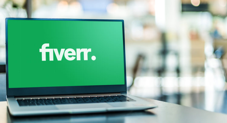 Акции Fiverr (NYSE:FVRR) выросли на 54% с начала года и могут продолжать расти. Вот почему