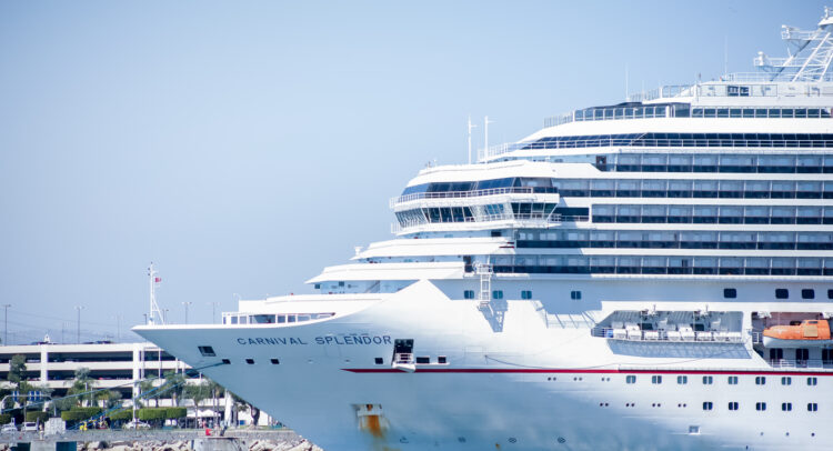 Carnival Corporation Stock (NYSE:CCL): Bright Future Overshadowed by Debt Burden