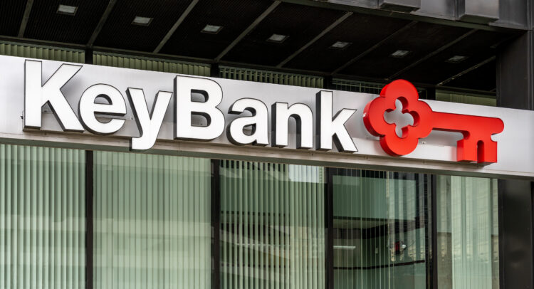 KeyCorp (NYSE:KEY): 3 Reasons to be Bearish on This Bank Stock