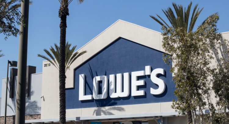 Lowe’s Stock (NYSE:LOW): For Investors Who Like Stability