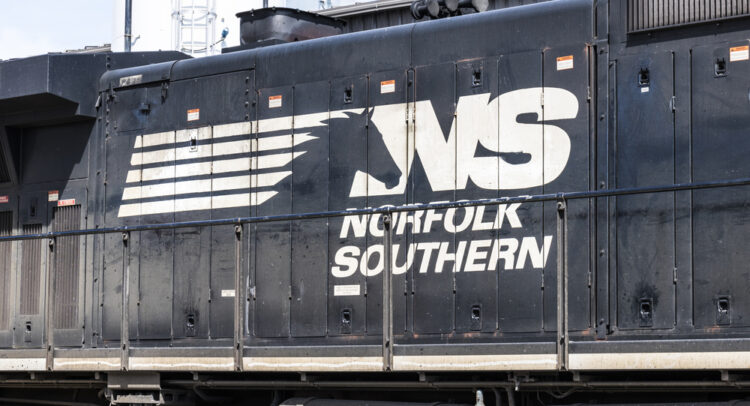 Norfolk Southern (NYSE:NSC): Troubles Continue to Pile Up