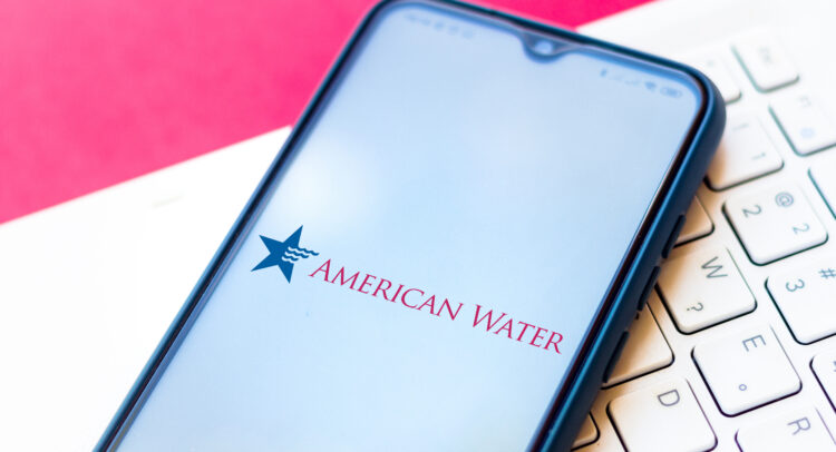 Стоит ли предсказуемость высокой оценки American Water Works (NYSE:AWK)?