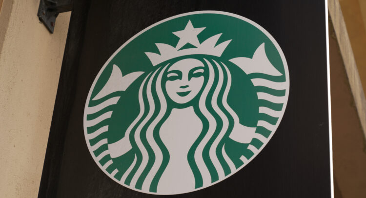 Стоит ли покупать акции Starbucks (NASDAQ:SBUX) с премиальной оценкой?