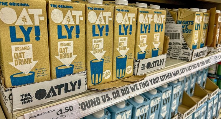 Oatly растет на уровне выручки в первом квартале