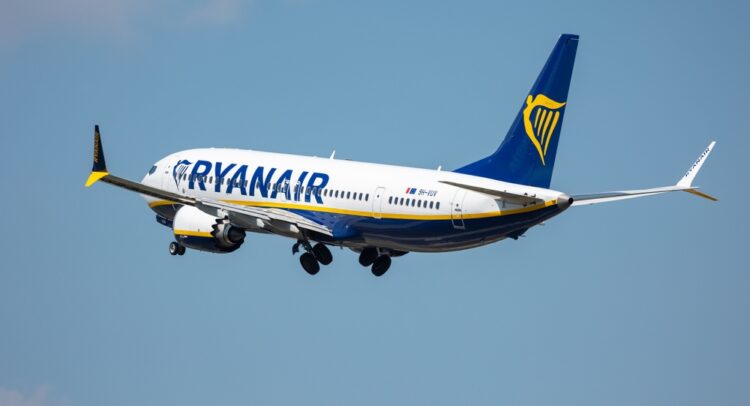 Ryanair Places its Largest Order for Boeing’s 737 Max