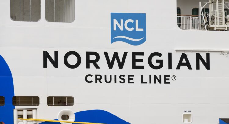 Norwegian Cruise Line Stock (NYSE:NCLH): It’s Smooth Sailing Now