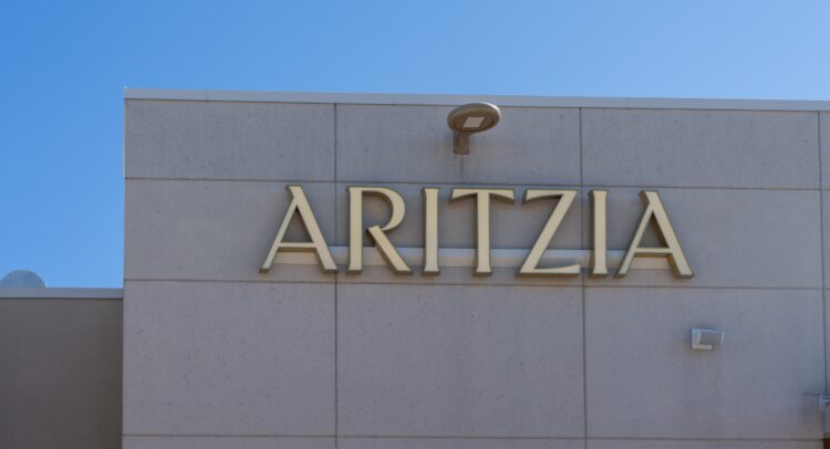 Aritzia (TSE:ATZ) Reports High Growth in Q4, Beats Estimates